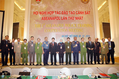 Cũng tại hội nghị, những sáng kiến về hợp tác đào tạo Cảnh sát giữa các nhà trường của các quốc gia thuộc khối ASEAN trong thời gian tiếp theo đã được các đại biểu đồng thuận nhất trí cao.