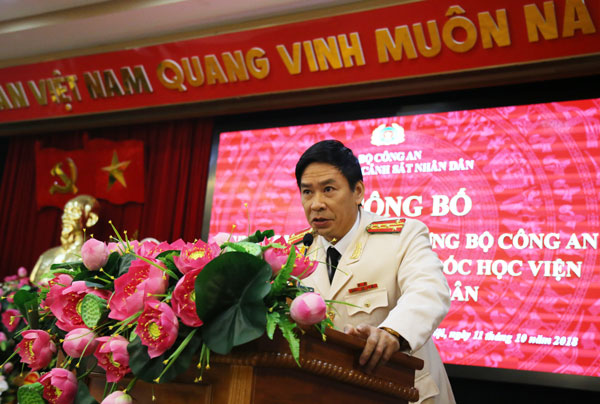 Đại tá, GS.TS Trần Minh Hưởng phát biểu tại buổi lễ công bố
