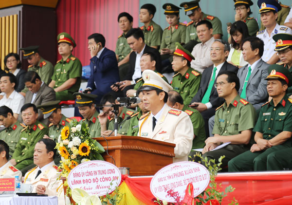 Đại tá, GS.TS Trần Minh Hưởng, Giám đốc Học viện CSND phát biểu tại lễ khai giảng