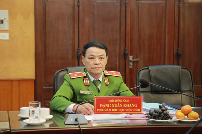 Thiếu tướng, GS. TS Đặng Xuân Khang, Phó Giám đốc Học viện phát biểu tại buổi làm việc