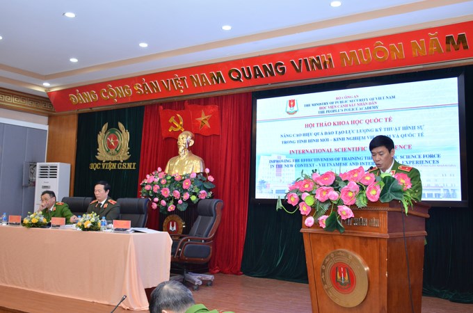 Thiếu tướng, GS.TS Trần Minh Hưởng, Giám đốc Học viện kết luận tại Hội thảo