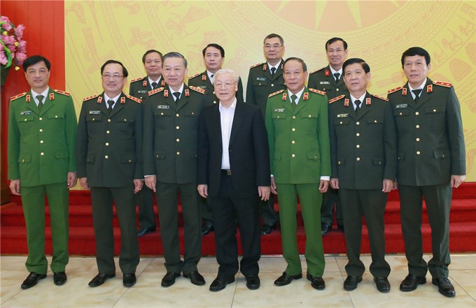Tổng Bí thư, Chủ tịch nước Nguyễn Phú Trọng với các đại biểu tham dự Hội nghị