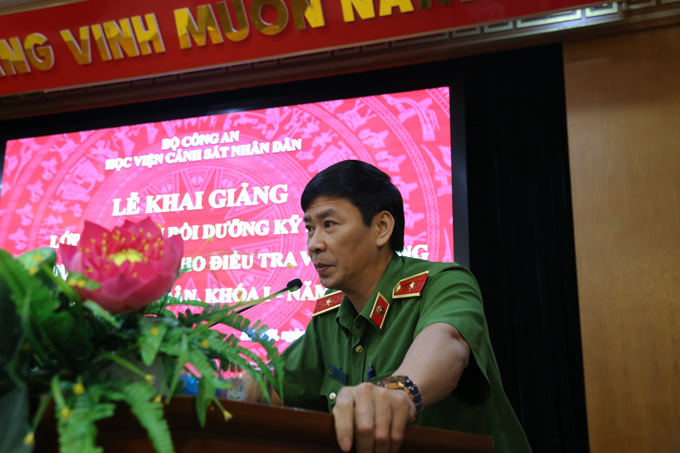 Thiếu tướng, GS.TS Trần Minh Hưởng, Giám Đốc Học viện phát biểu tại buổi lễ