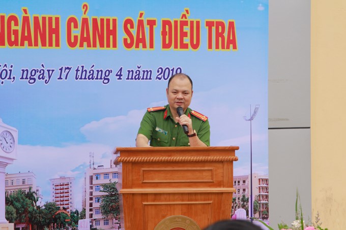 Trung tá, PGS.TS Nguyễn Ngọc Minh - Trưởng khoa Cảnh sát điều tra phát biểu tại Lễ khai mạc Hội thi