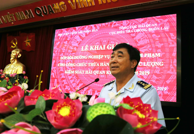 TS Nguyễn Phi Hùng, Cục trưởng Cục Điều tra chống buôn lậu, Tổng cục Hải quan phát biểu tại buổi lễ