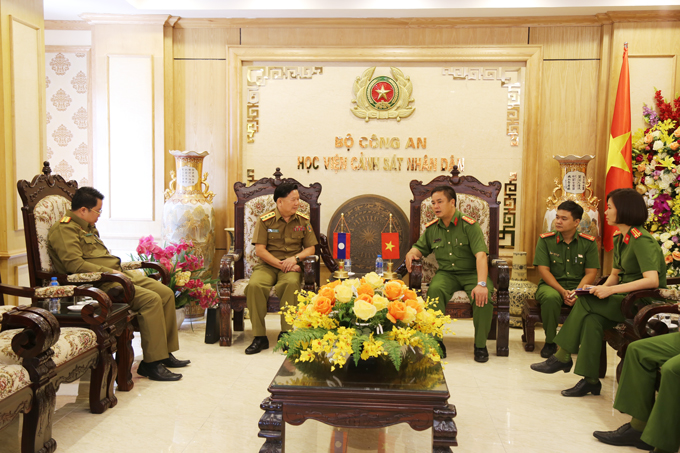 Trưởng Cơ quan đại diện Bộ An ninh Lào tại Việt Nam