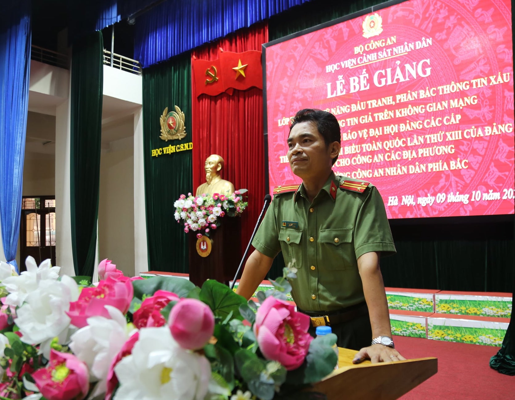 Trung tá Ngô Văn Thăng,Phòng PX03 CATP. Hà Nội, đại diện học viên được khen thưởng phát biểu