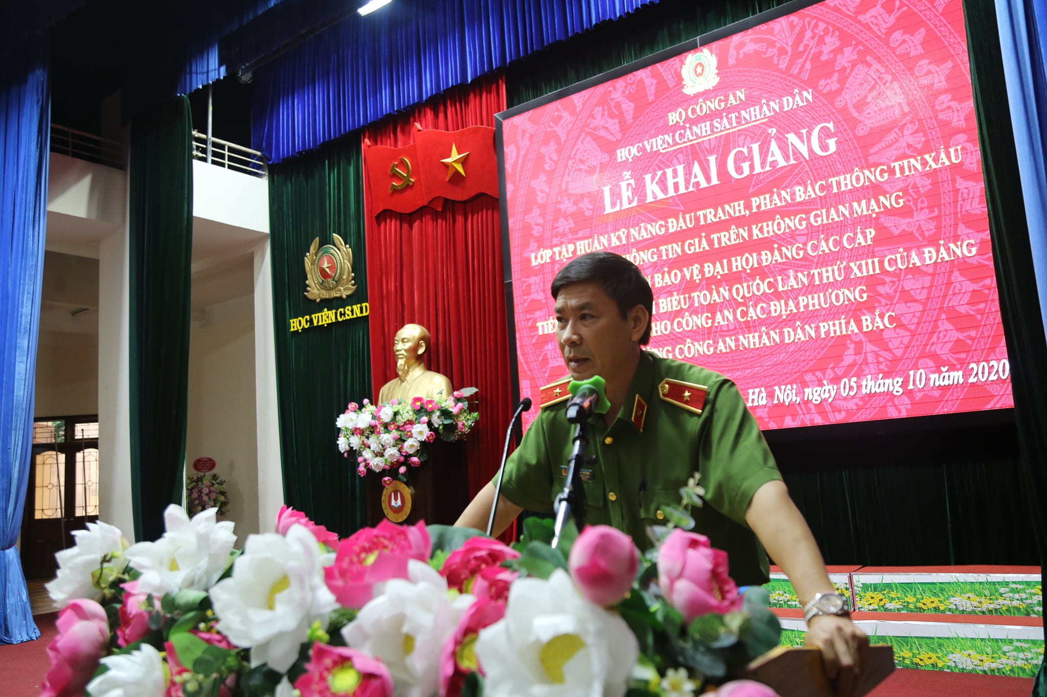 Thiếu tướng, GS.TS Trần Minh Hưởng - Giám đốc Học viện phát biểu tại Lễ khai giảng
