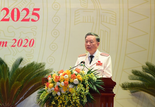 Đại tướng Tô Lâm phát biểu bế mạc Đại hội.