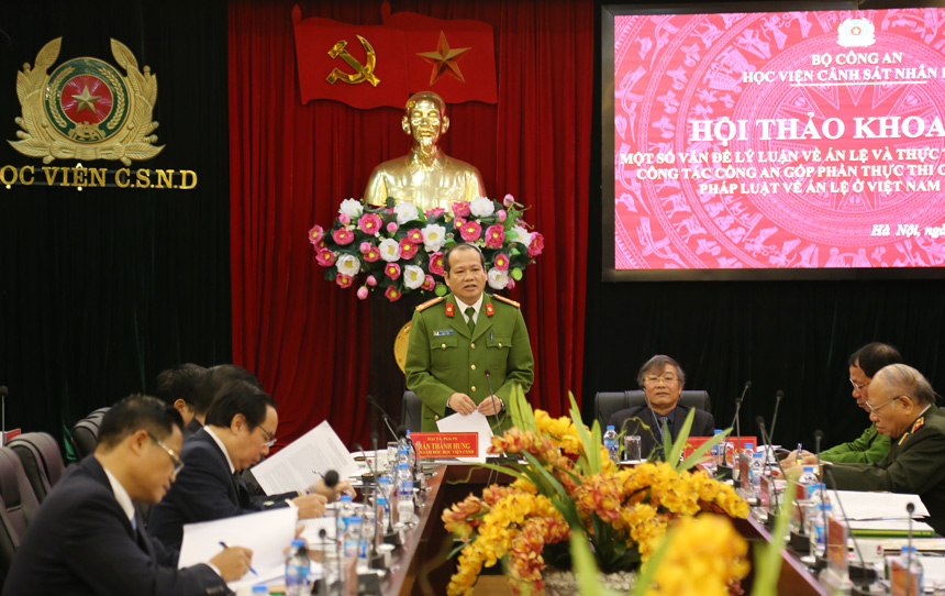 Đại tá, PGS.TS Trần Thành Hưng, Phó Giám đốc Học viện phát biểu kết luận tại Hội thảo