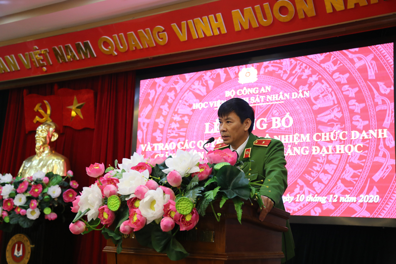 Thiếu tướng, GS. TS Trần Minh Hưởng, Giám đốc Học viện phát biểu tại chương trình