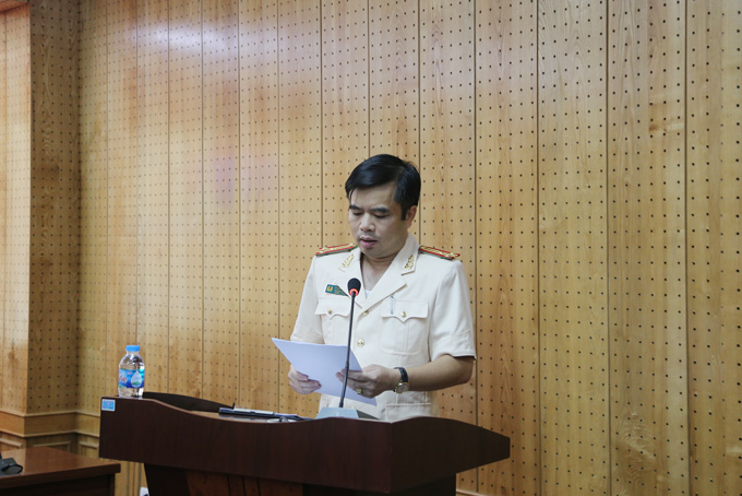 Thượng tá, TS Lê Đăng Xuyên, Phó Bí thư Đảng ủy cơ sở, Phó Trưởng khoa Cảnh sát vũ trang trình bày tóm tắt dự thảo Báo cáo chính trị và báo cáo kiểm điểm của BCH Chi bộ cơ sở nhiệm kỳ 2015 - 2020