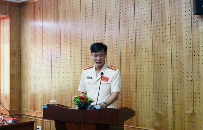 Trung tá, PGS. TS Lê Hữu Anh, Trưởng Khoa Kỹ thuật hình sự trình bày tóm tắt dự thảo Báo cáo chính trị của BCH Chi bộ cơ sở nhiệm kỳ 2015 - 2020