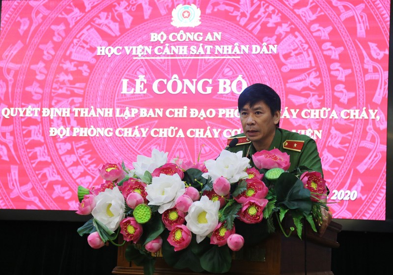 Thiếu tướng, GS.TS Trần Minh Hưởng, Bí thư đảng ủy, Giám đốc Học viện phát biểu chỉ đạo tại buổi lễ