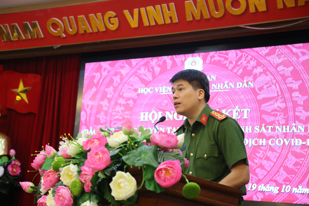 Đại tá, PGS. TS Trần Hồng Quang, Phó Giám đốc Học viện phát biểu kết luận Hội nghị