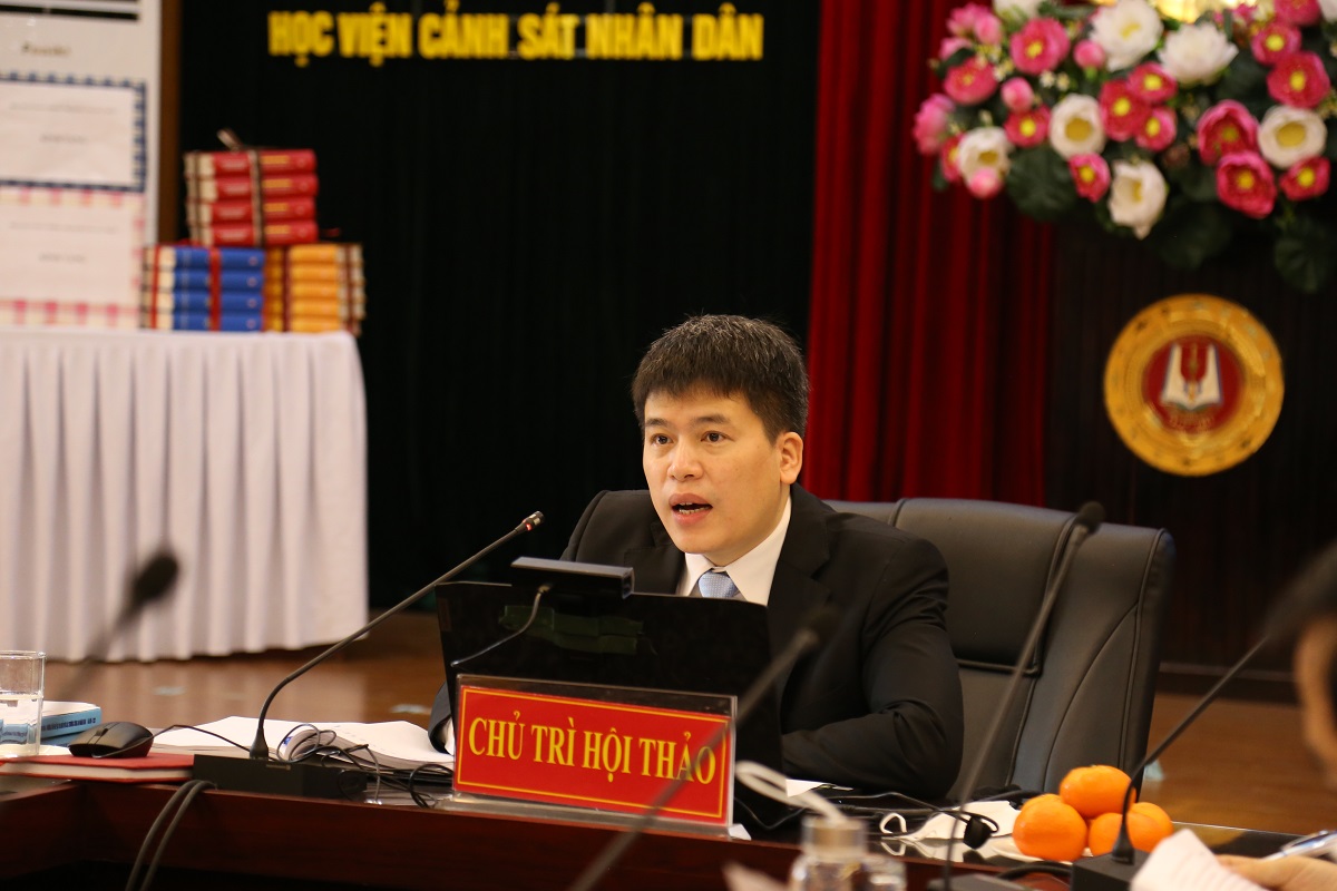 Đại tá, PGS. TS Trần Hồng Quang, Phó Giám đốc Học viện chủ trì Hội thảo