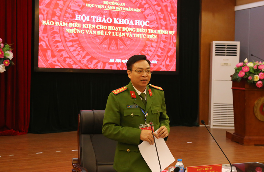 Đại tá, TS Nguyễn Đăng Sáu, Phó Giám đốc Học viện chủ trì Hội thảo