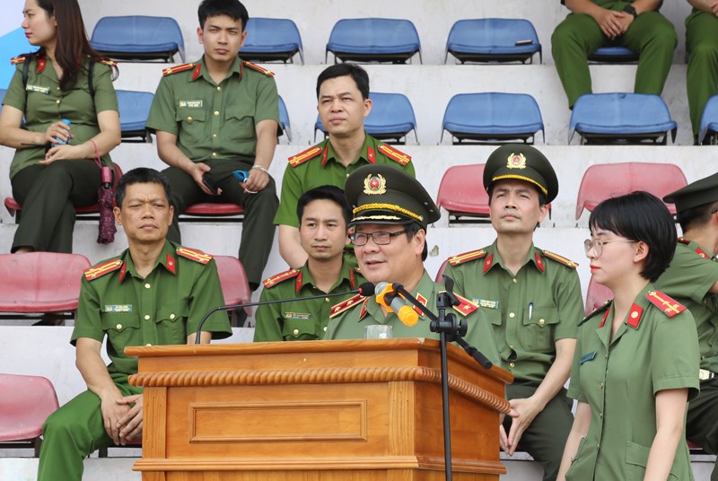 Trung tướng Nguyễn Thanh Sơn, Cục trưởng Cục Đối ngoại, Trưởng Ban tổ chức giải phát biểu khai mạc giải giao hữu