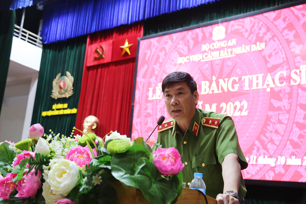 Trung tướng, GS. TS Trần Minh Hưởng, Giám đốc Học viện CSND phát biểu tại buổi lễ