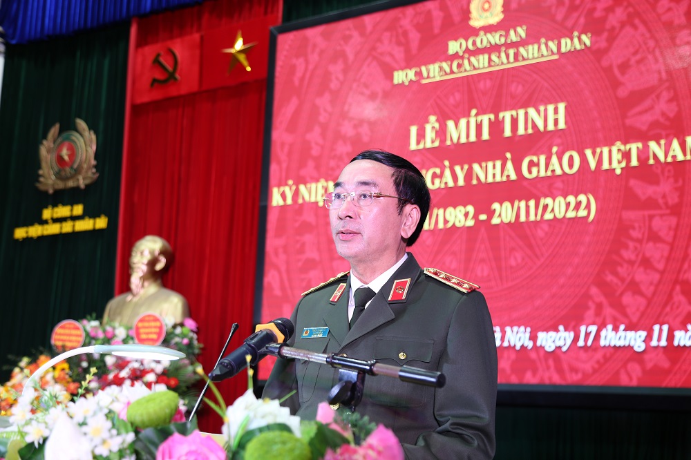 Thứ trưởng Trần Quốc Tỏ phát biểu tại buổi lễ