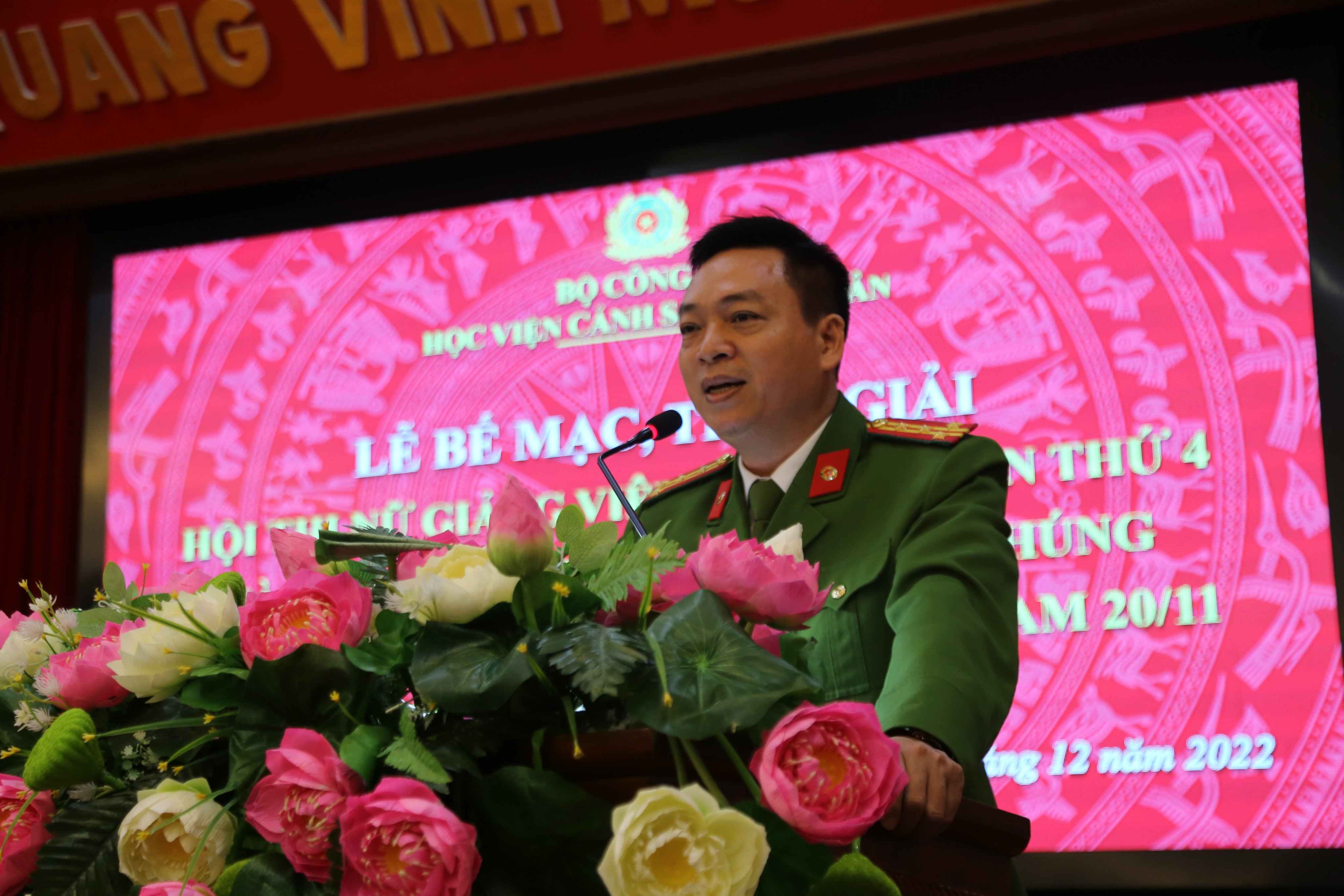 Đại tá, TS Nguyễn Đăng Sáu - Phó Giám đốc Học viện phát biểu chỉ đạo tại chương trình