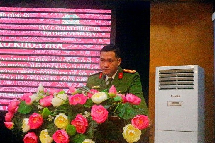 Đại diện lãnh đạo Phòng Quản lý NCKH phát biểu khai mạc Hội thảo