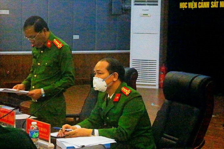 Đại tá, PGS. TS Trần Quang Huyên, Phó Giám đốc Học viện chủ trì Hội thảo