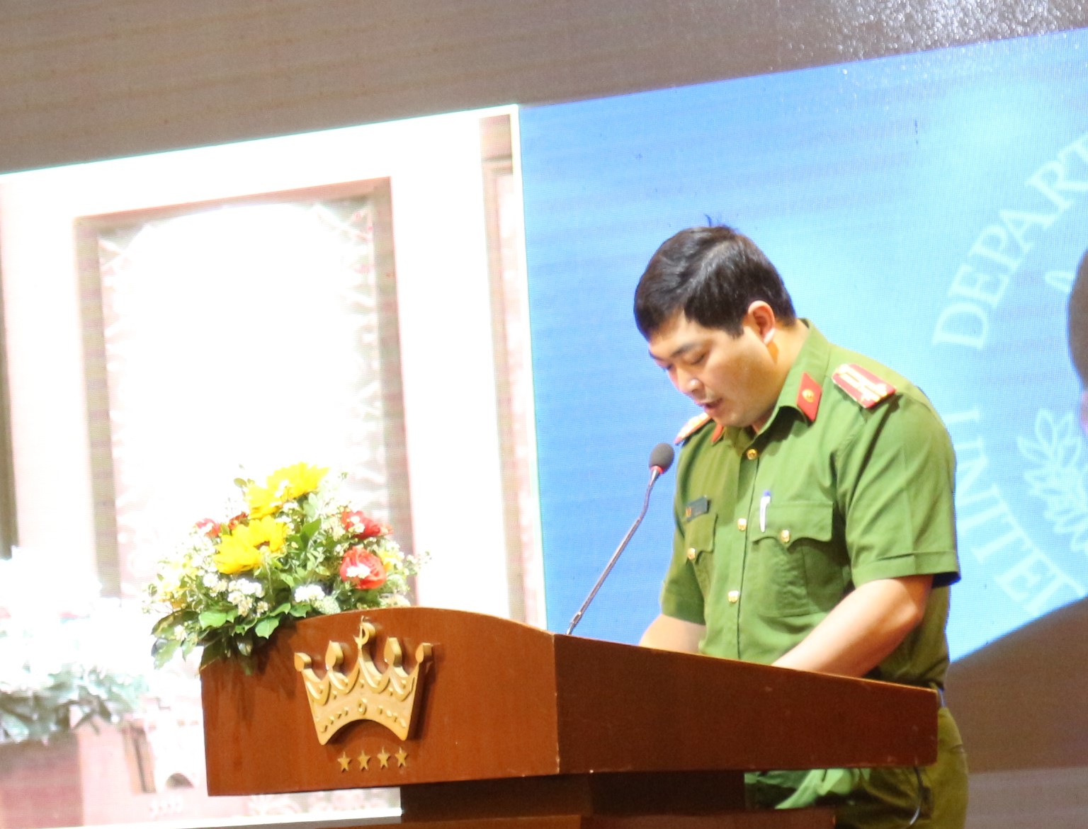 Thượng tá, PGS.TS Nguyễn Minh Hiển, Trưởng khoa NVCB phát biểu tại Lễ khai giảng khóa tập huấn