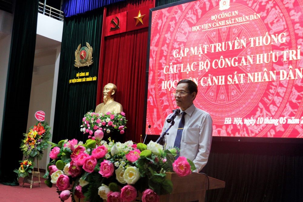 Thiếu tướng Nguyễn Trung Thành, Chủ nhiệm CLB Công an hưu trí Học viện phát biểu tại buổi gặp mặt