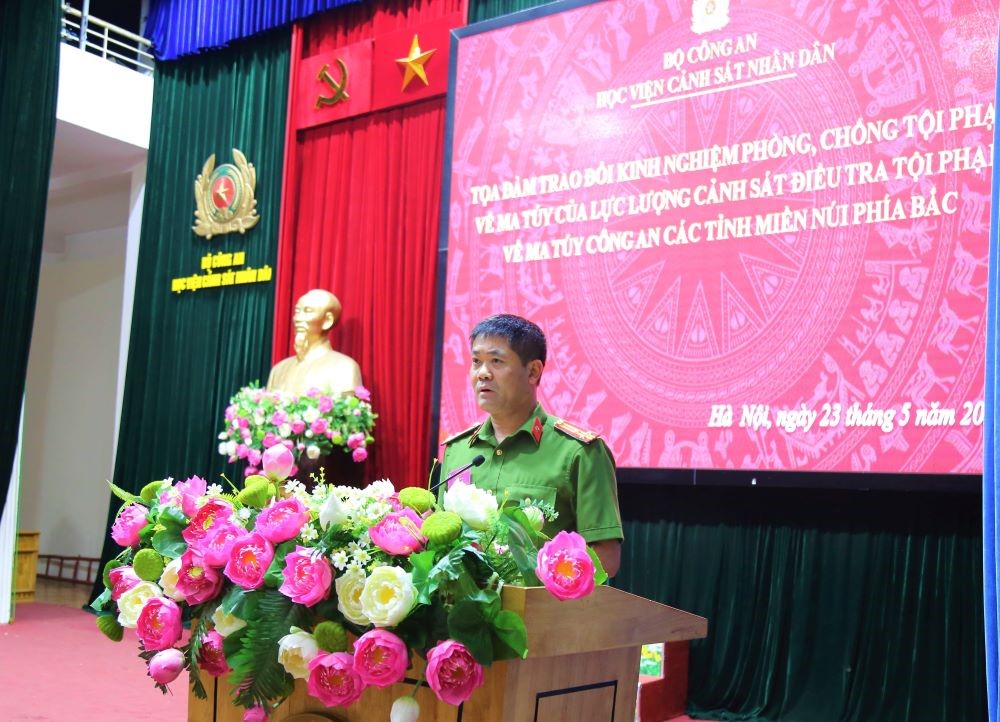 Thượng tá Lê Đức Chung, Trưởng phòng Cảnh sát điều tra tội phạm ma túy, Công an tỉnh Bắc Kạn phát biểu tại Tọa đàm
