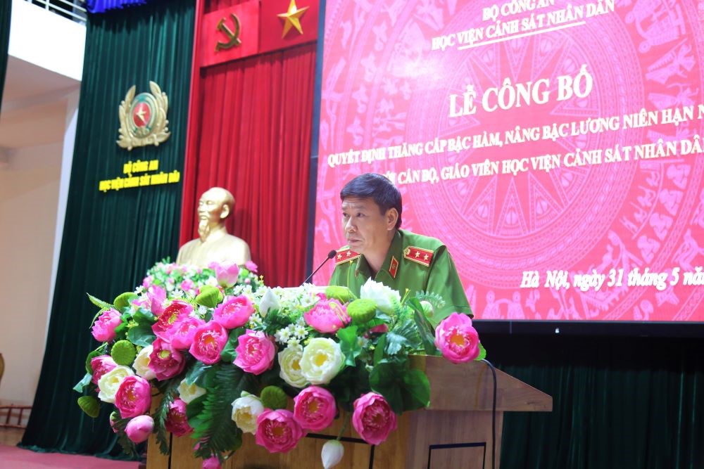 Trung tướng, GS. TS Trần Minh Hưởng, Giám đốc Học viện phát biểu tại buổi lễ