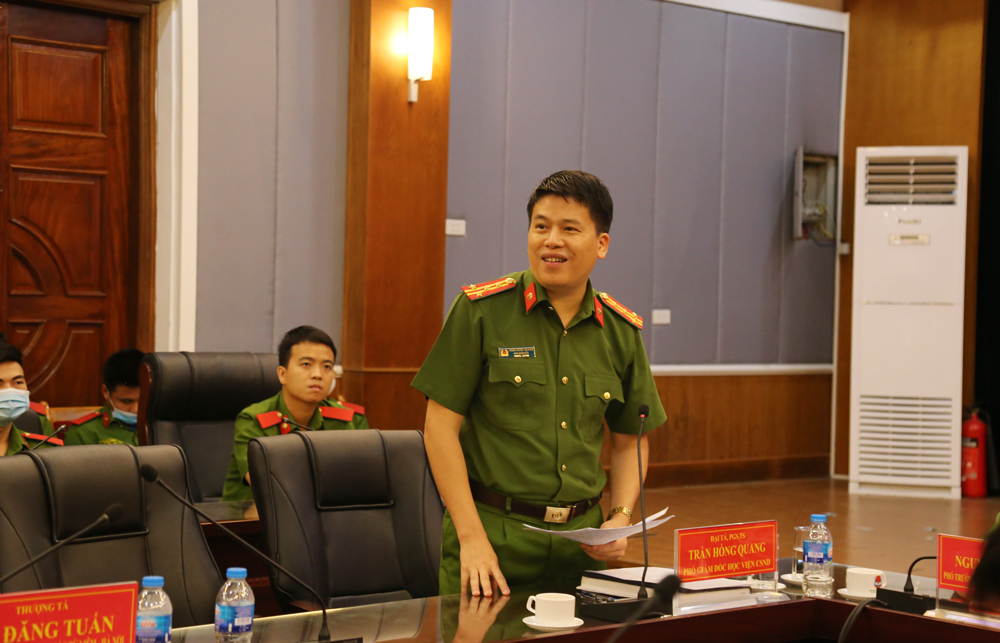Đại tá, PGS. TS Trần Hồng Quang, Phó Giám đốc Học viện phát biểu kết luận tại buổi Tọa đàm