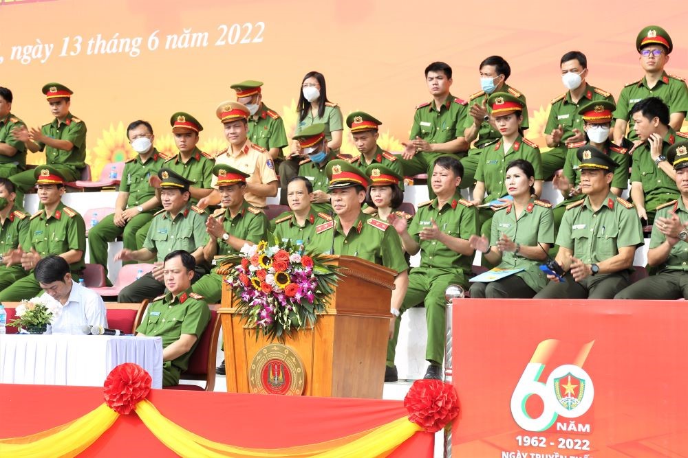 Trung tướng, GS. TS Trần Minh Hưởng, Giám đốc Học viện phát biểu tại buổi Lễ khai mạc