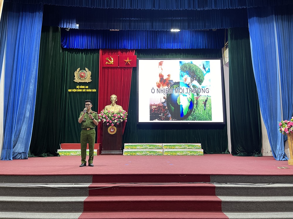 Đồng chí Nguyễn Văn Lộc, học viên lớp B7LV37 có phần tuyên truyền xuất sắc trong Hội thi