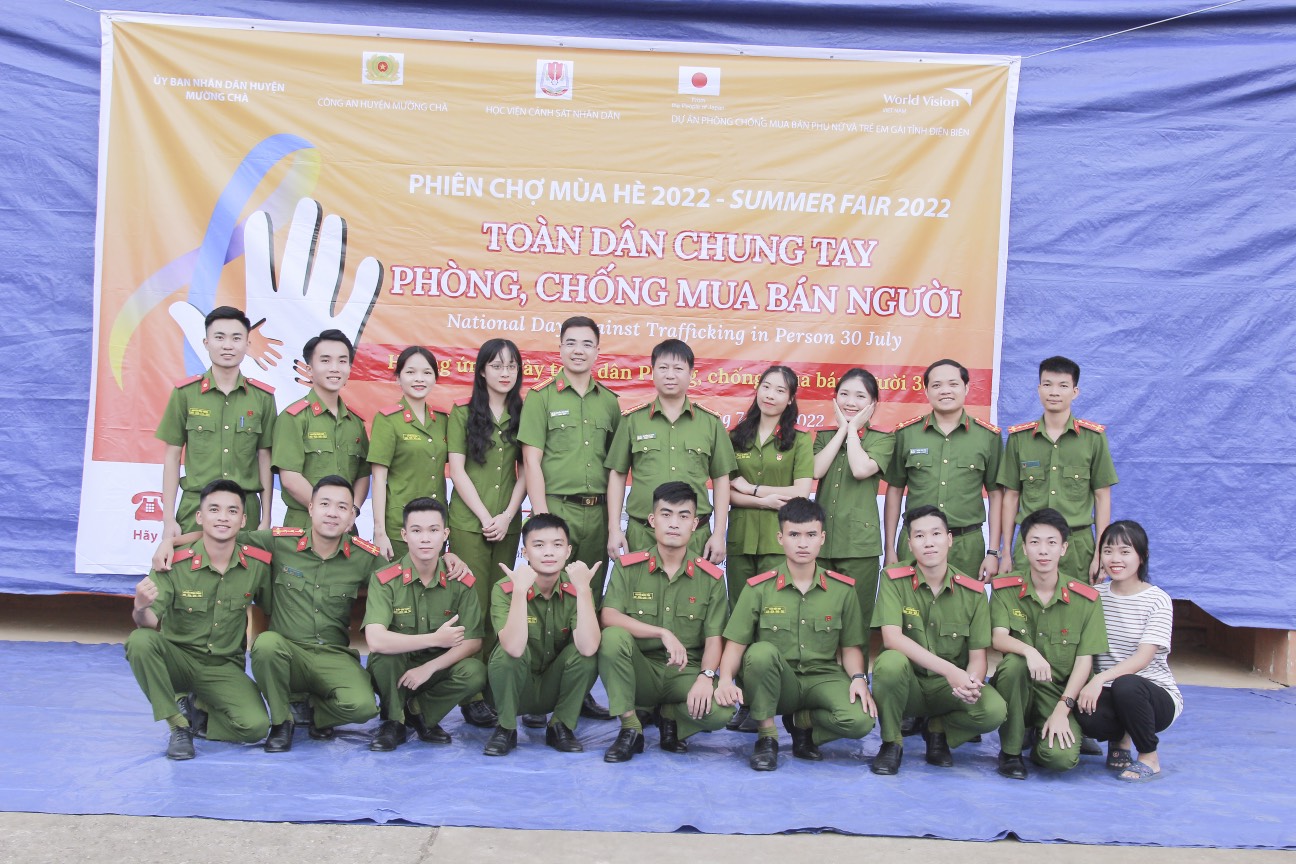 Đoàn công tác Khoa Cảnh sát hình sự đã tổ chức thành công chương trình tuyên truyền tại huyện Mường Chà, tỉnh Điện Biên, được chính quyền và nhân dân địa phương đánh giá cao