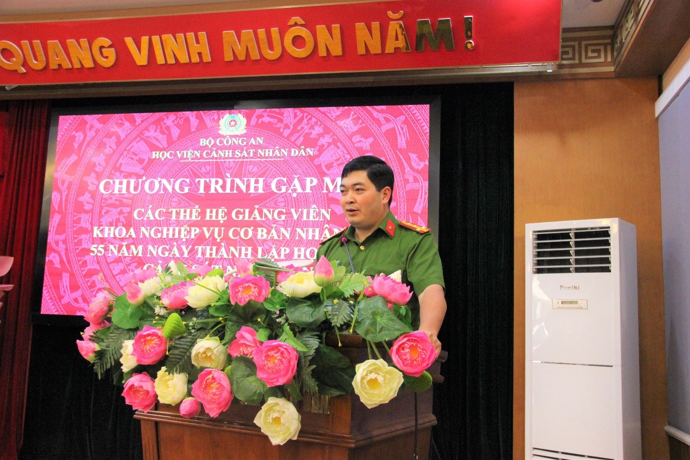 Đại tá Nguyễn Minh Hiển, Trưởng khoa Nghiệp vụ cơ bản tóm tắt lịch sử phát triển của đơn vị