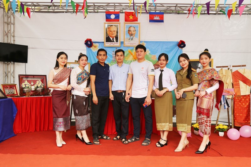 Đặc biệt tại hội trại truyền thống lần này, có sự tham dự của các sinh viên quốc tế đến từ Lào và Campuchia đang học tập tại trường.