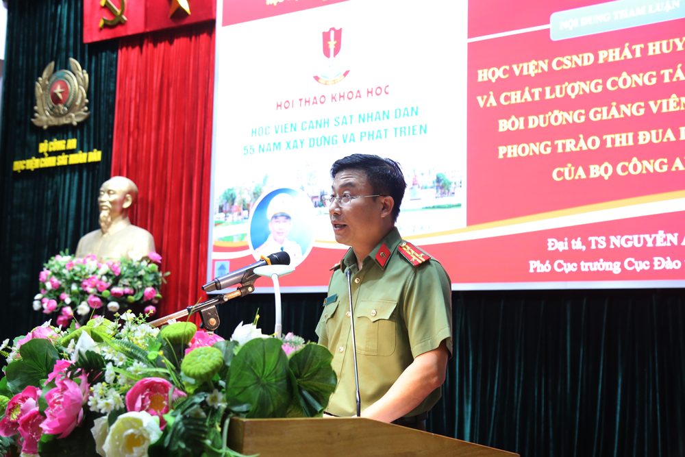 Đại tá, TS Nguyễn Anh Tuấn, Phó Cục trưởng Cục Đào tạo, Bộ Công an phát biểu tại Hội thảo