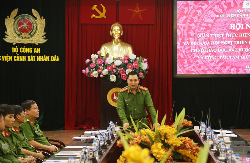 Đại tá, TS Nguyễn Đăng Sáu, Phó Giám đốc Học viện phát biểu chỉ đạo tại Hội nghị