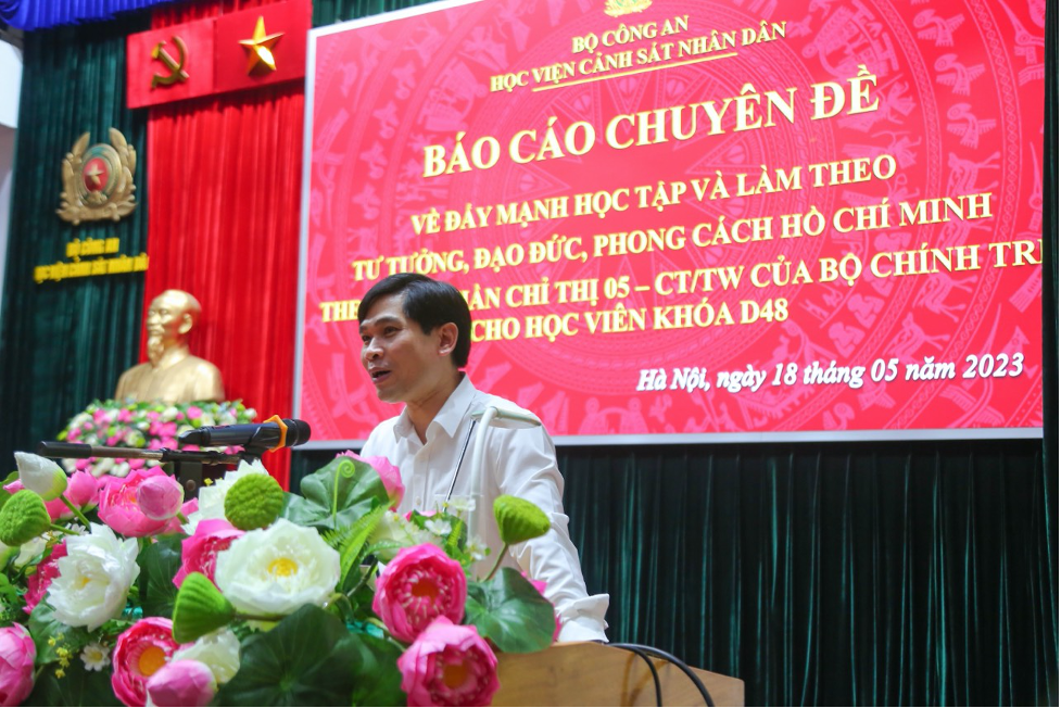 Đồng chí Tiến sĩ Phạm Văn Minh - Báo cáo viên Viện Hồ Chí Minh và các lãnh tụ của Đảng - Học viện Chính trị quốc gia Hồ Chí Minh